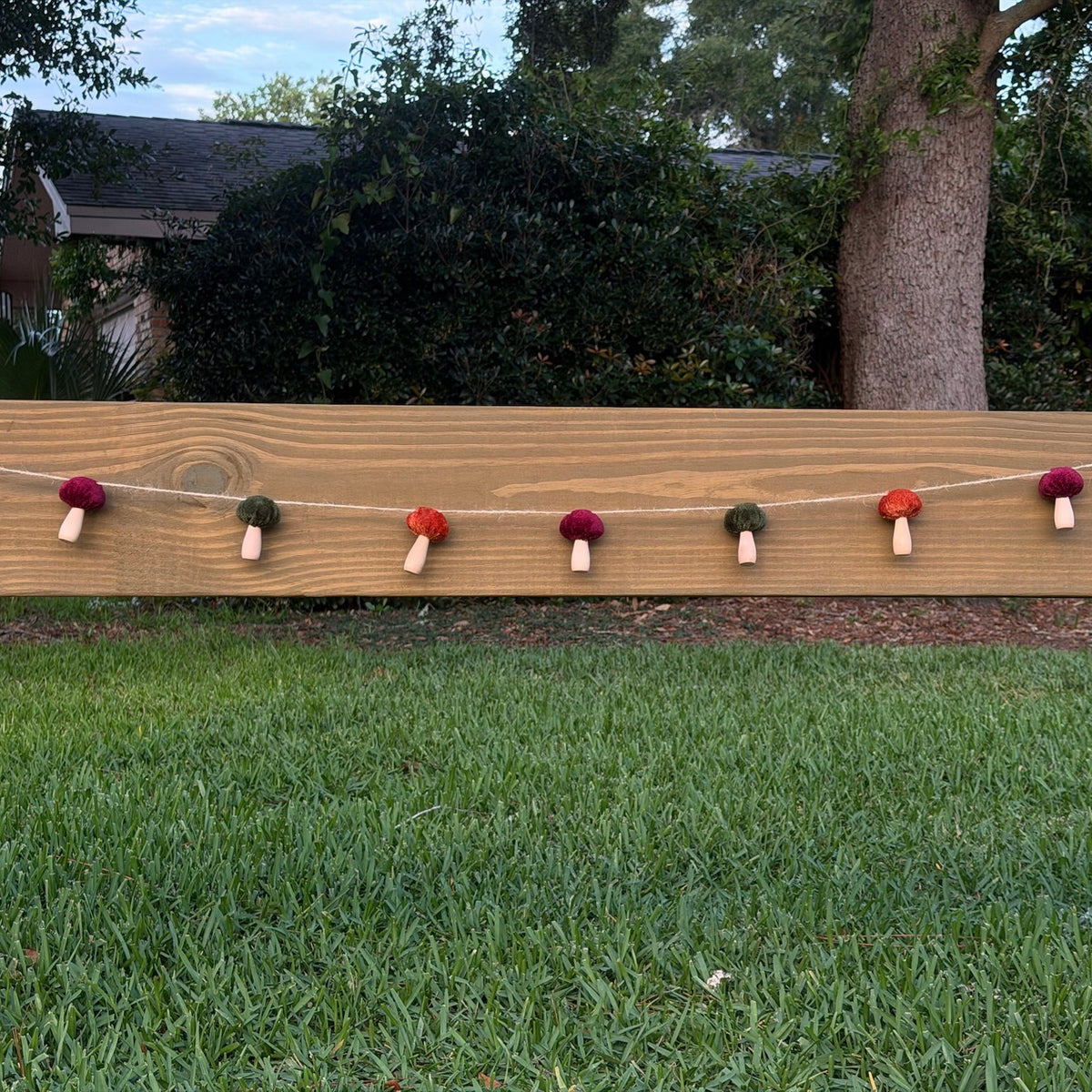 Velvet Mushroom Garland - 6 ft